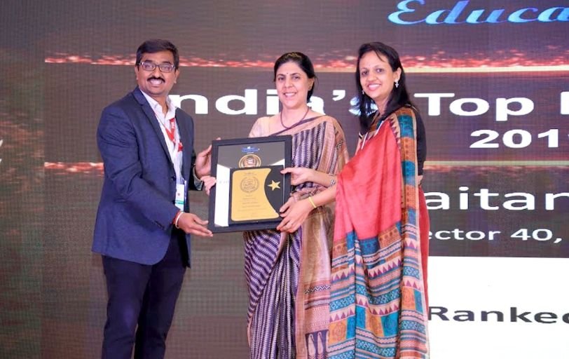 Award-Banner-1170x730 (1)